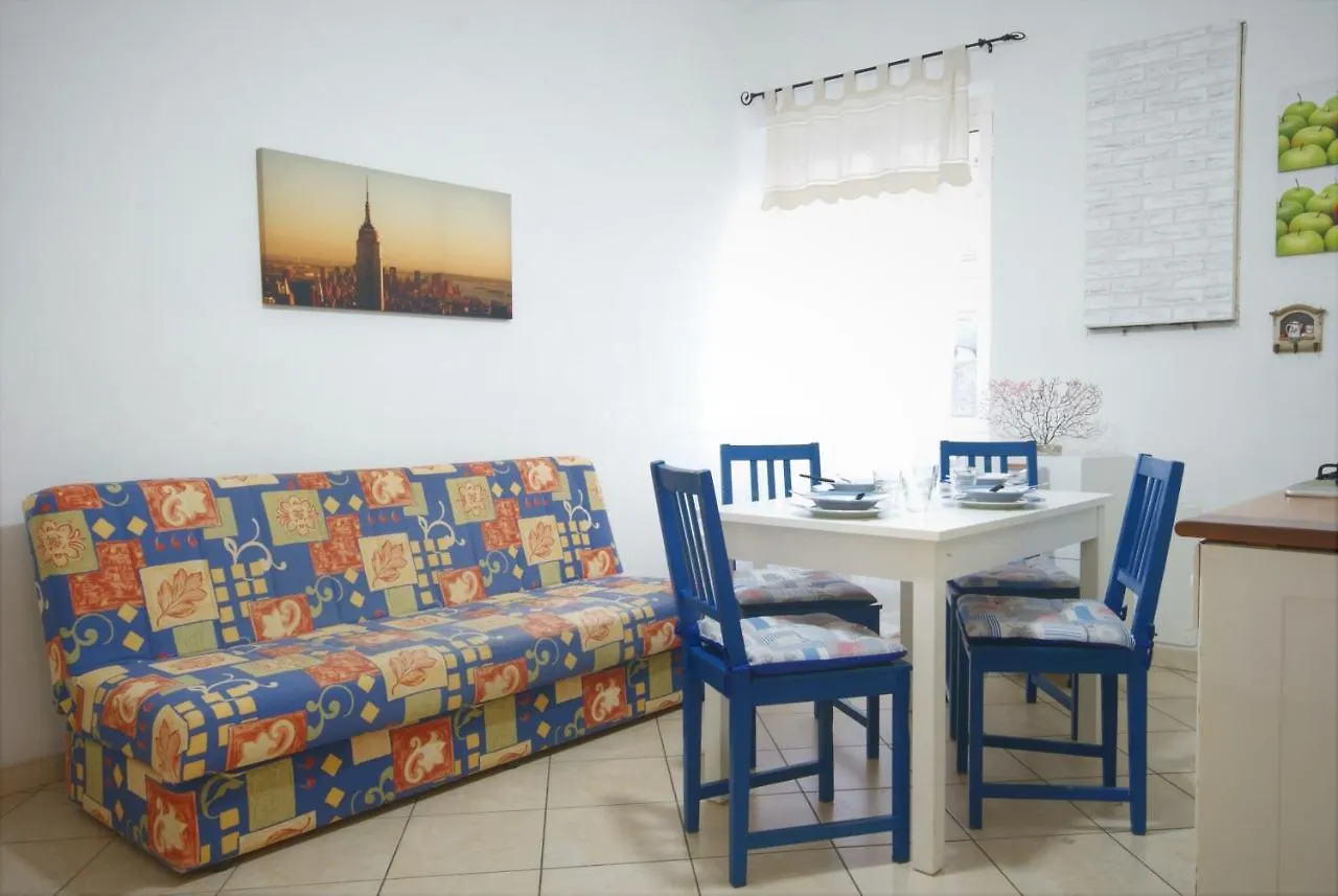 Apartment Da Simona Appartamenti Imperia